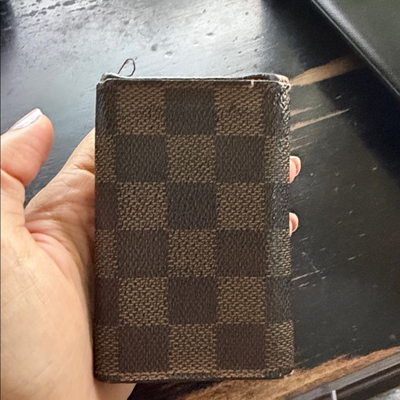 Louis Vuitton Authentic 6 Key Holder Case Damier - Picture 7 of 9